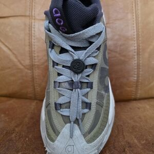 Nike ACG Mountain Fly Sneakers